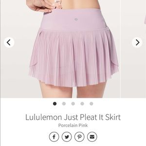 Lululemon Just Pleat it Skirt